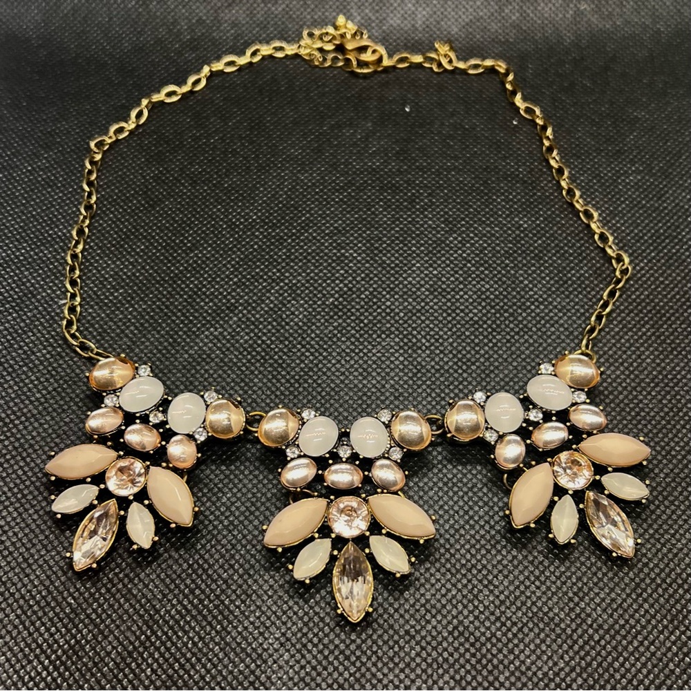 Vintage Pink White Rhinestones Flower Necklace Statement Necklace, Party,‎ Prom